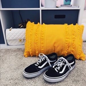 Black old school vans